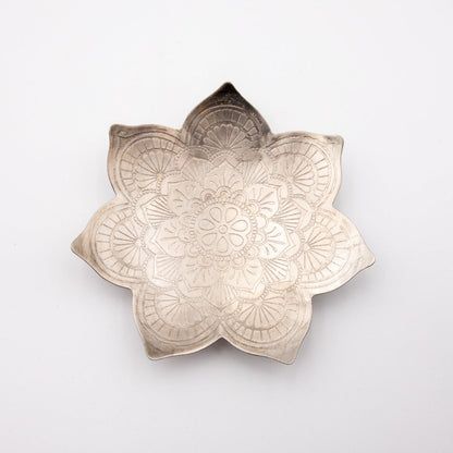 Iron Flower Candle Plate with Etching