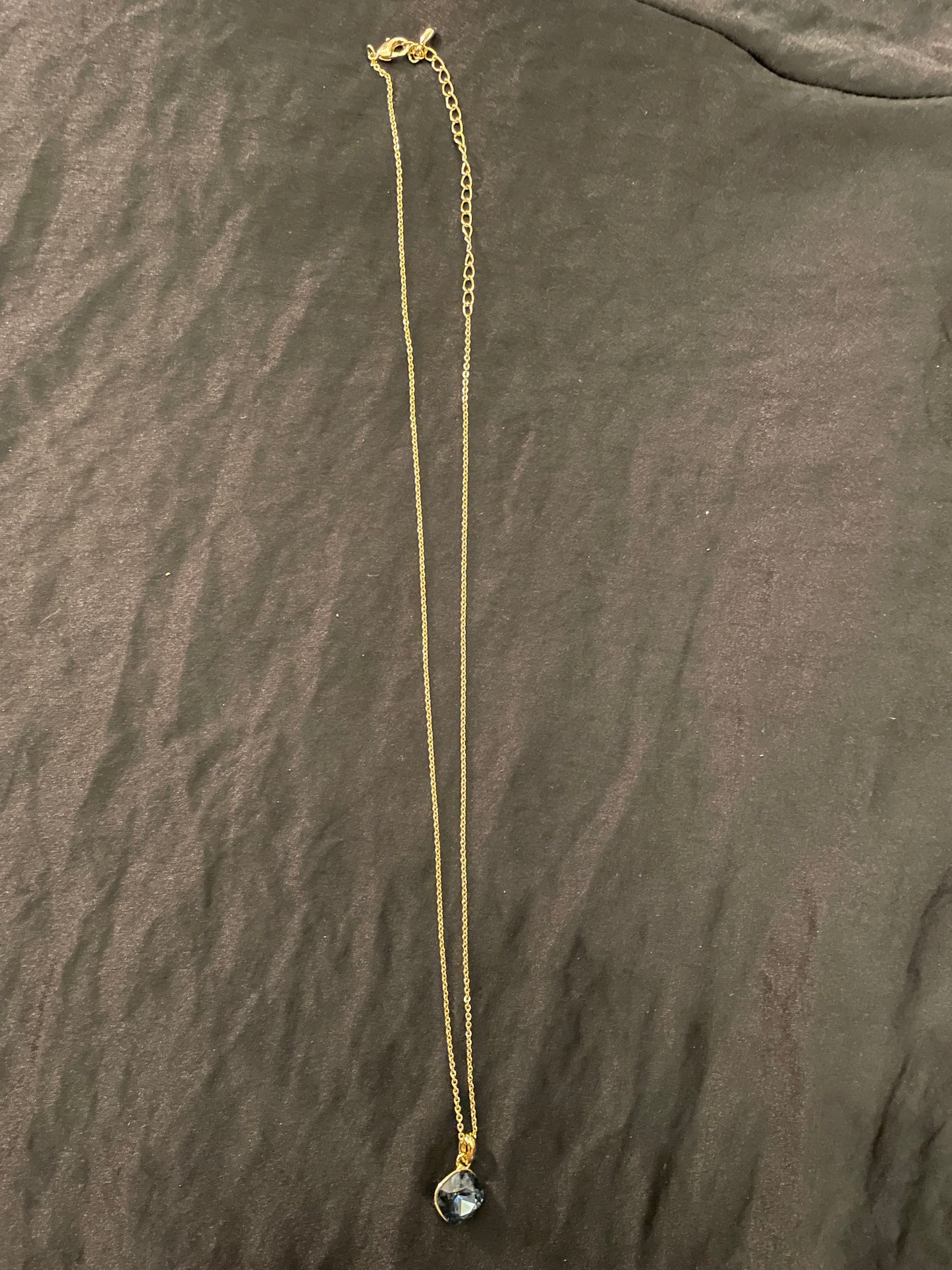 Olive pendant With Gold Chain