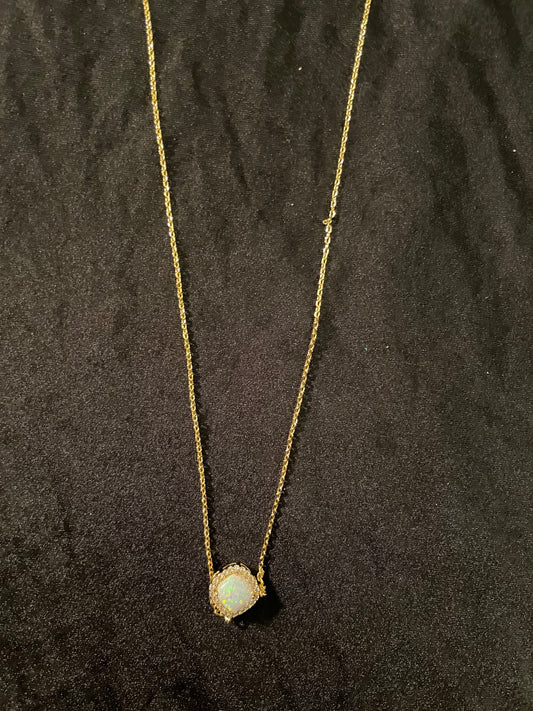 Precious stone pendant Necklace