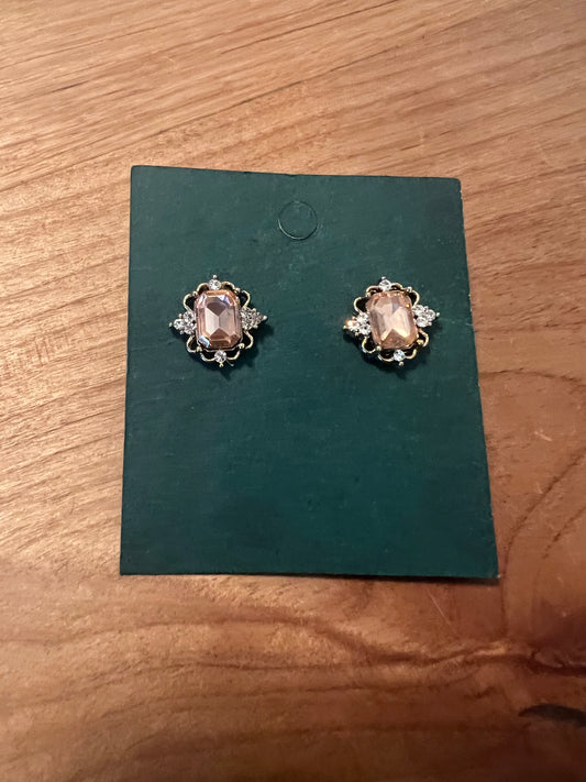 Pendientes de cristal color rubor de estilo vintage.