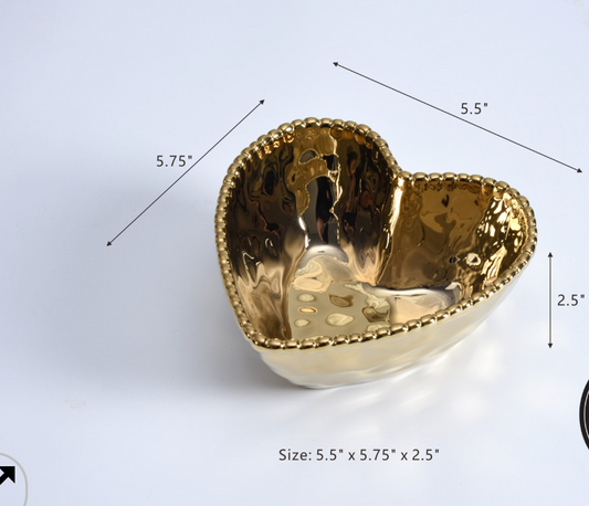 Cuenco de corazón dorado