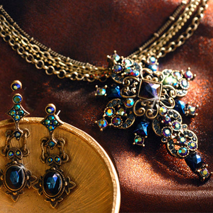 Joyería Sweet Romance - Collar con cruz de medianoche de pavo real N1284