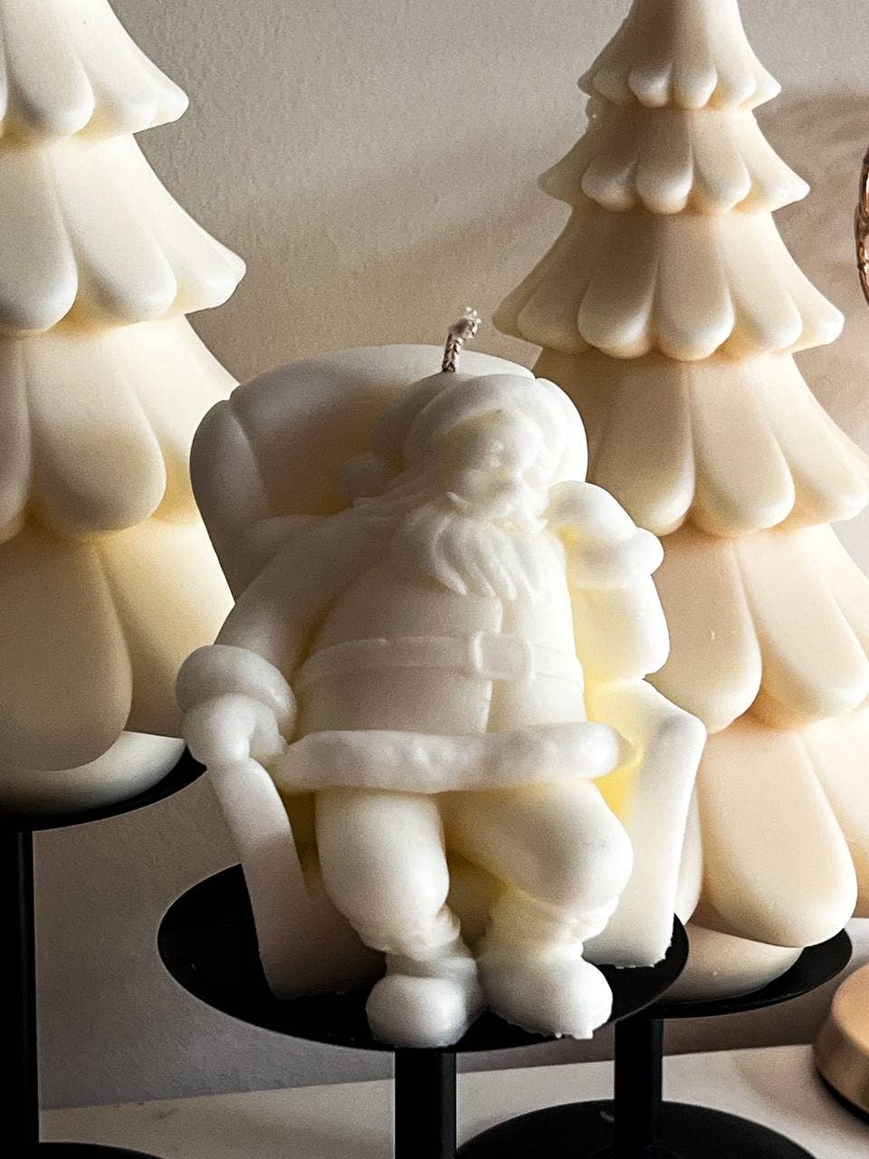 Sitting Santa Candle 4x2.5x3in - Christmas