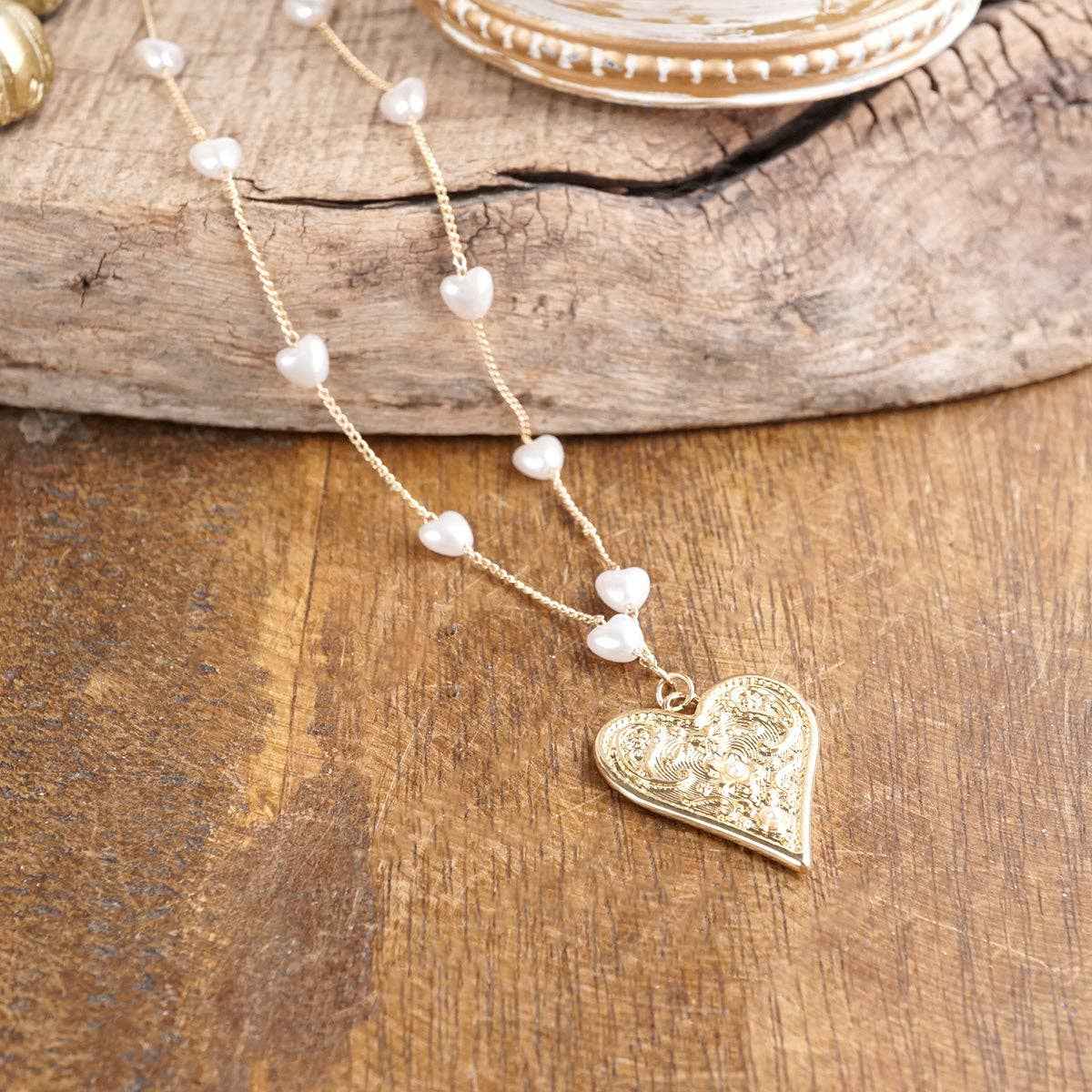 Heirloom Heart – Pearl Station Long Necklace