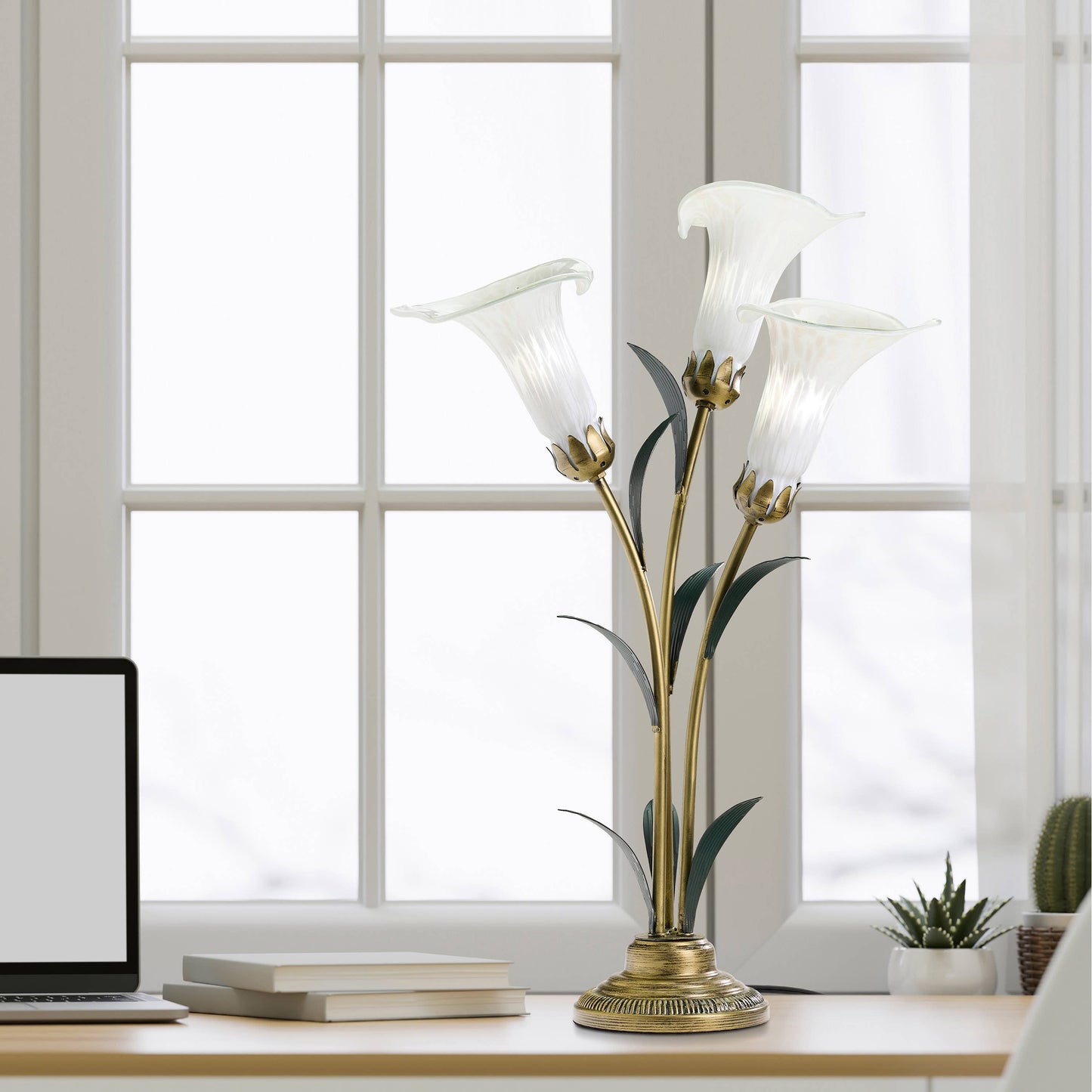 23.5" 3-Light White Handblown Glass Calla Lily Table Lamp