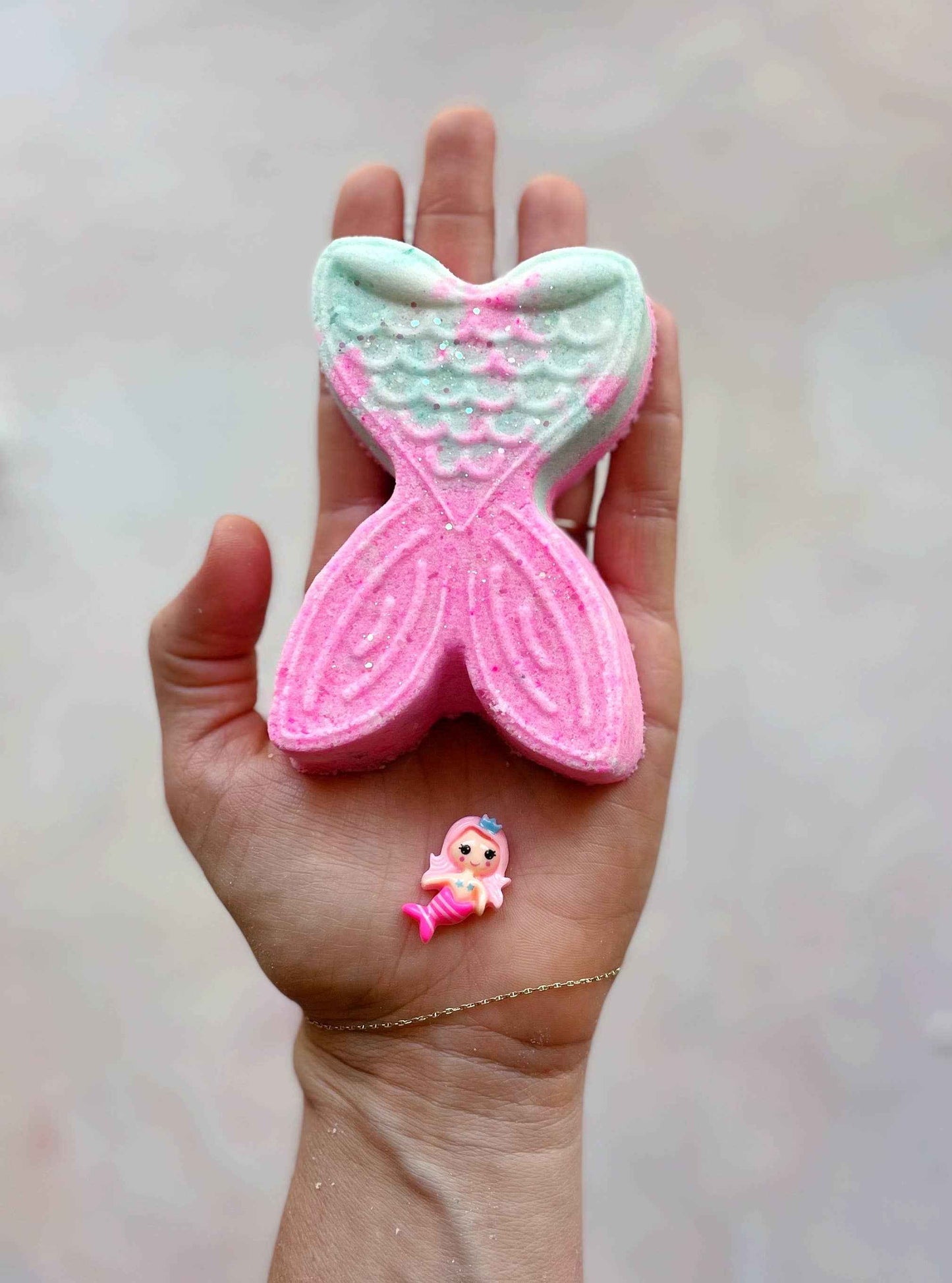 Mermaid Bath Bomb - with toy inside!