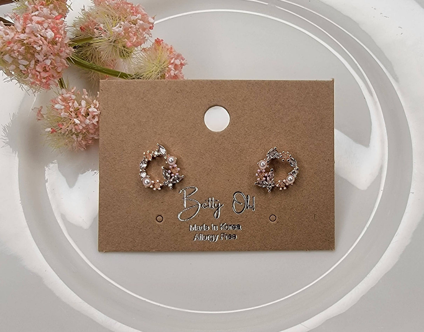 Floral circle earrings