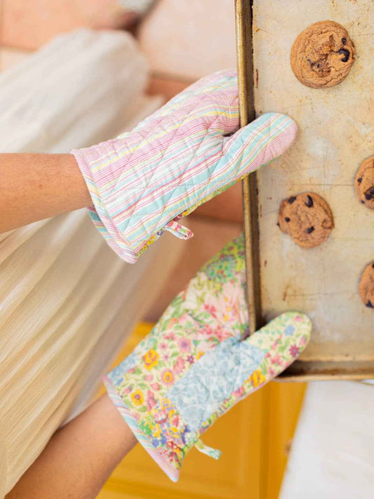 Garden Collage Oven Mitt Set of 2 - Pastel