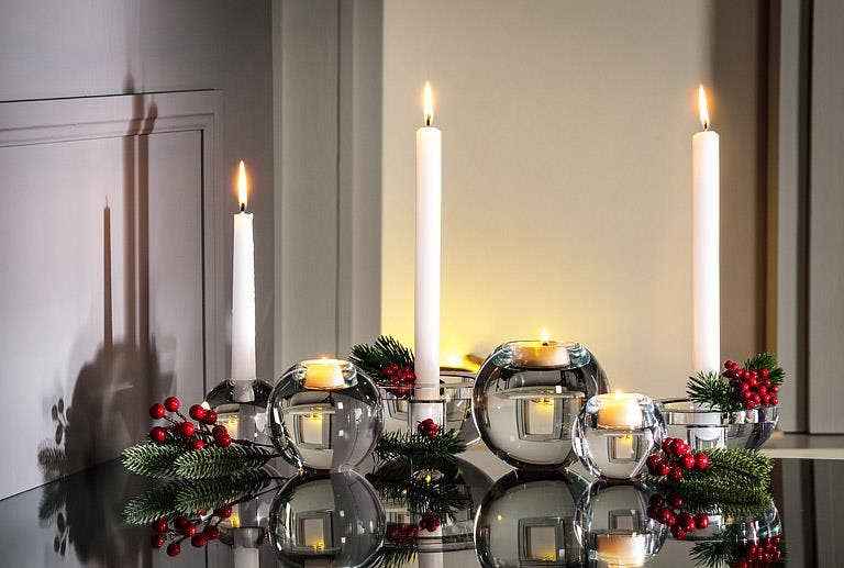 Medium Clear Ball Tealight Holder