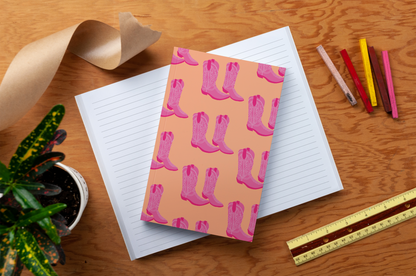 Cuaderno clásico de tapa plana en color rosa sobre rubor