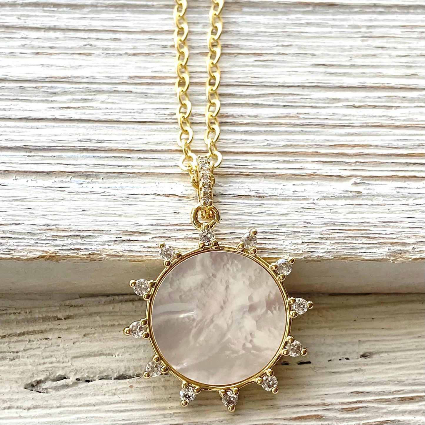 Sun sunburst pearl crystal necklace