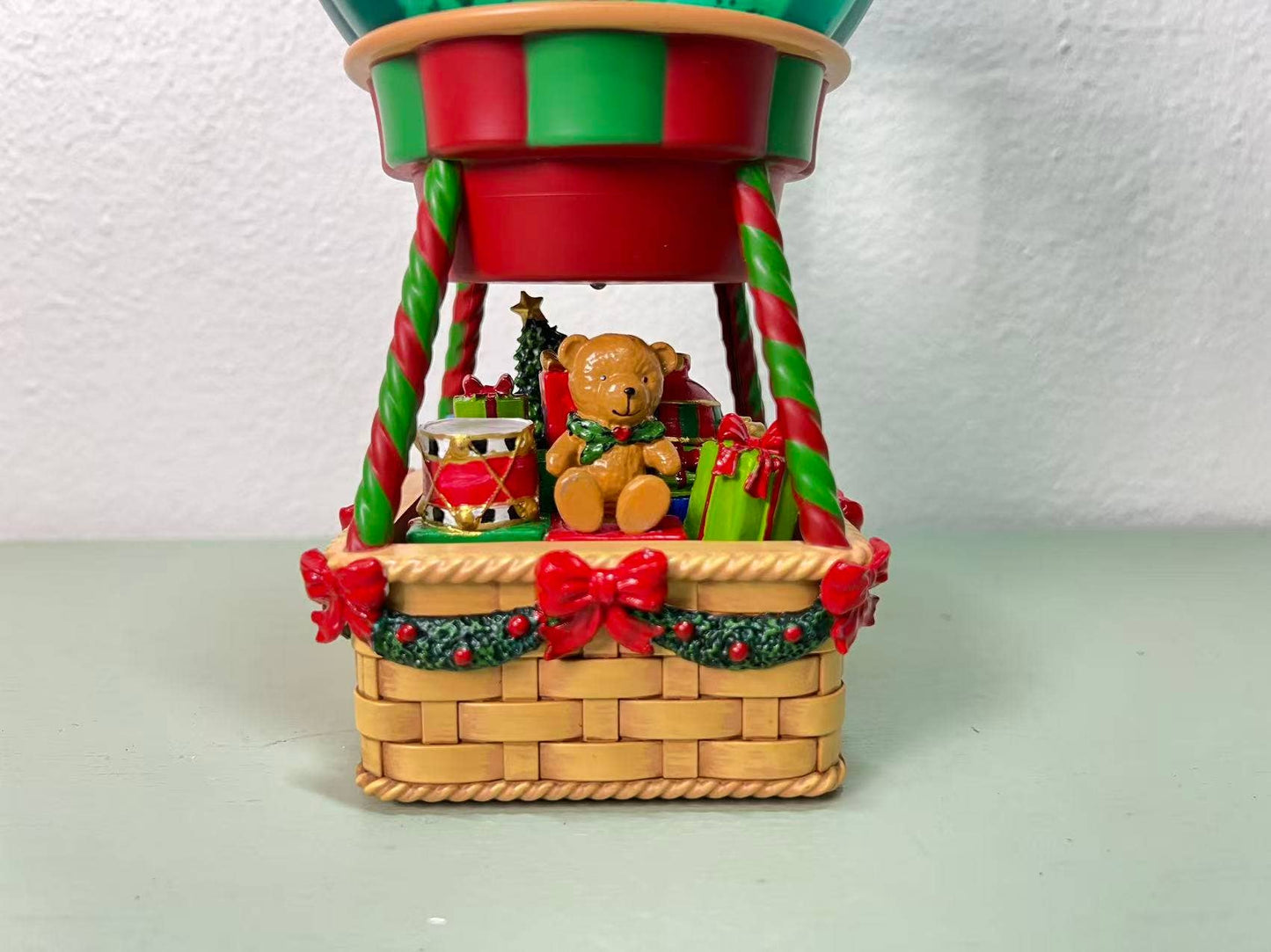 10" B/O Lighted Bear Balloon Glitter Globe Christmas Decor