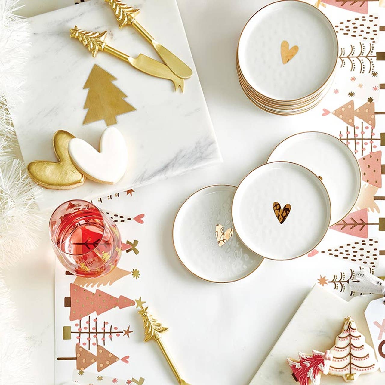 Ceramic Appetizer Plates - Gold Foil Heart - Set of 4
