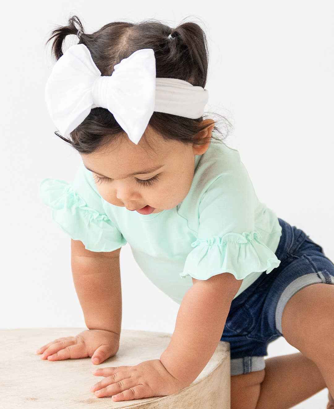 Girls White Big Bow Headband: White / One Size