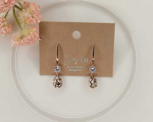 Swarovski Elements Dangle Earring