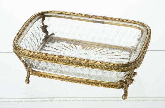 Rectangular soap dish in metal frame