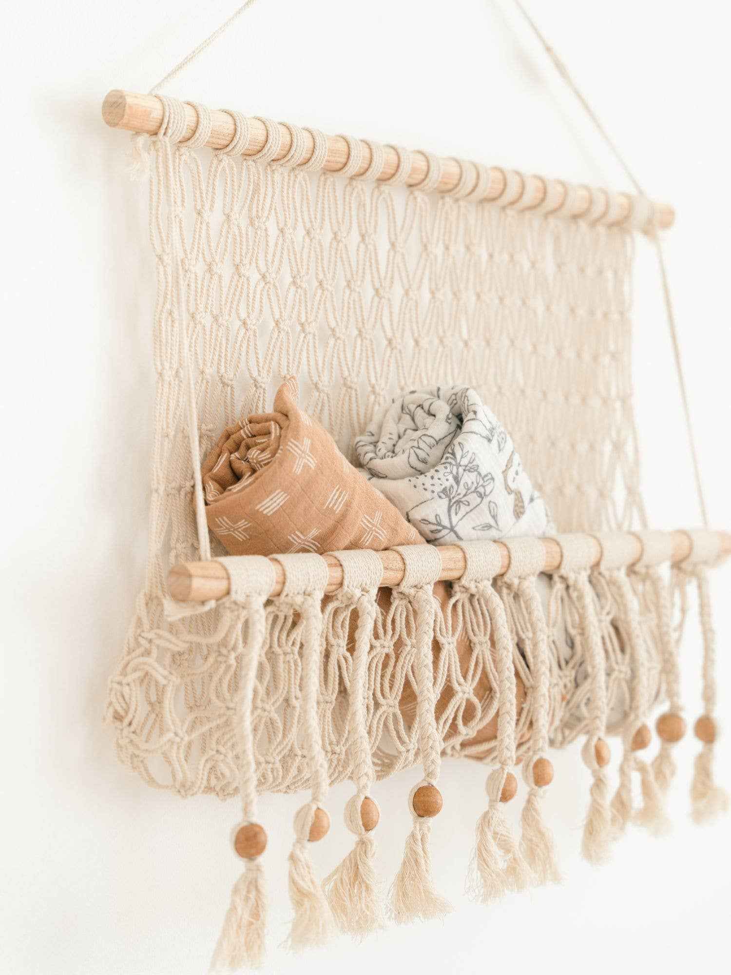 Crane Baby - Willow Wall Storage Bin Décor