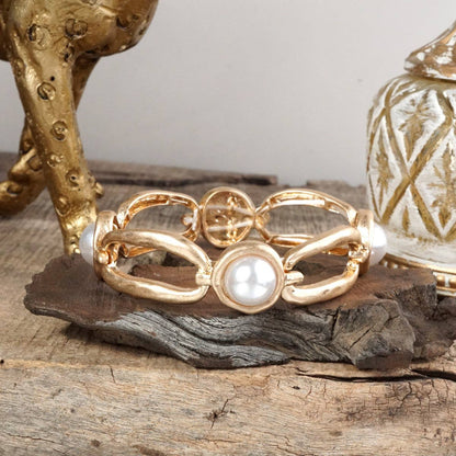 Luminous Muse – Brazalete elástico con perlas en oro desgastado