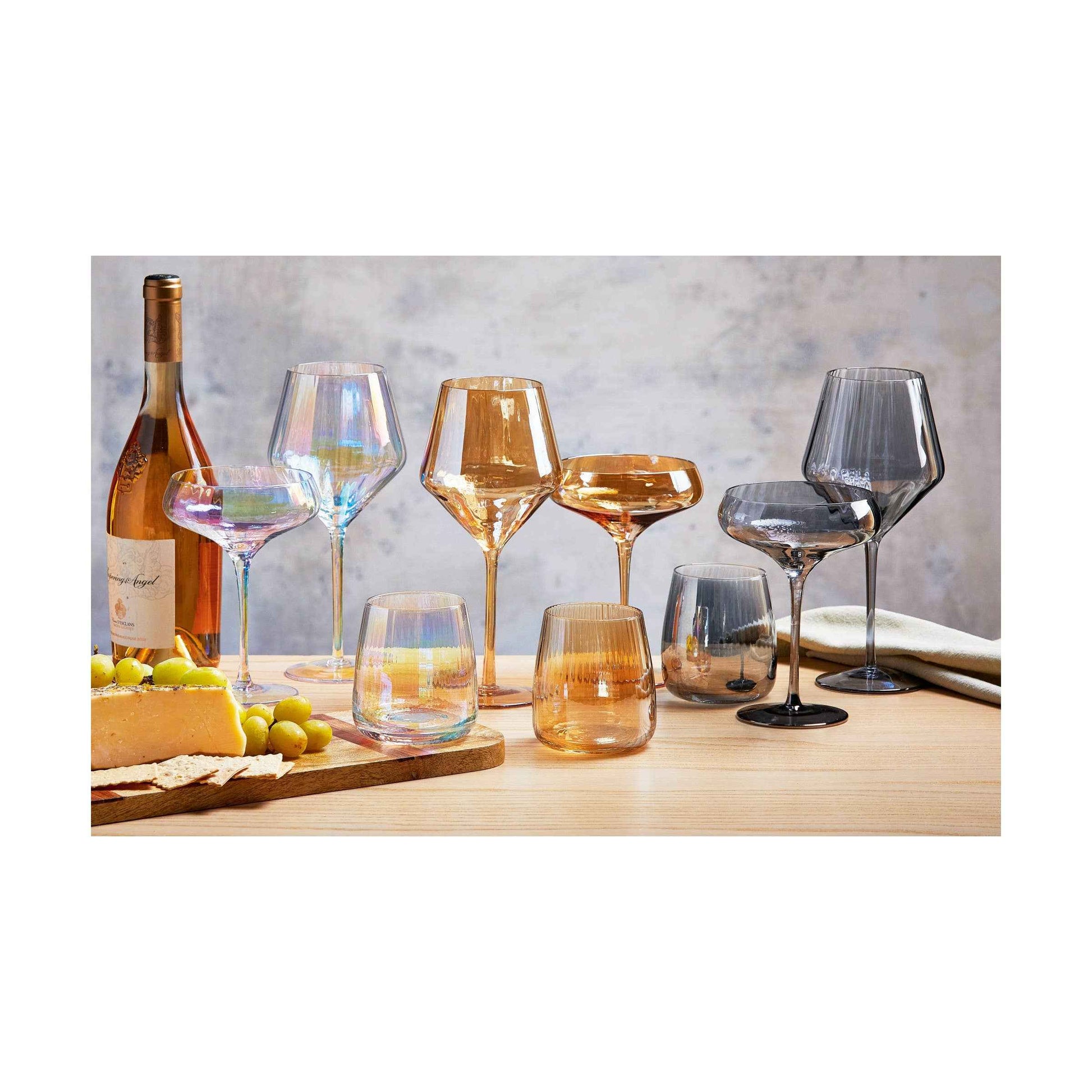 Chelsea Optic Wine Glass Amber Glass Everyday: Gold / Glass