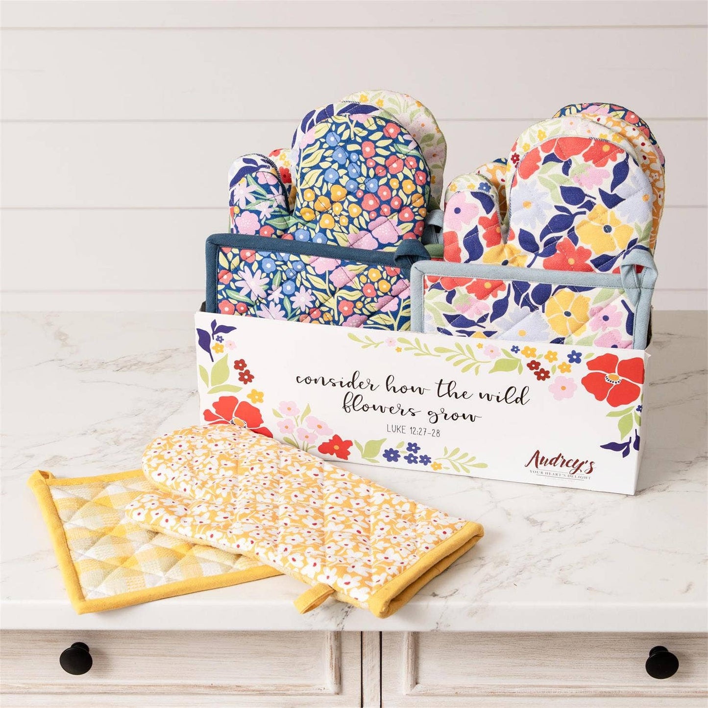 Oven Mitts And Pot Holders Bundle - Fun Floral assorted