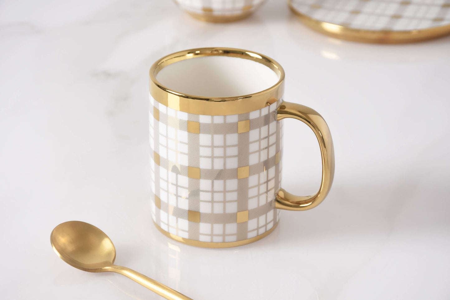 Mug Gold Plaid