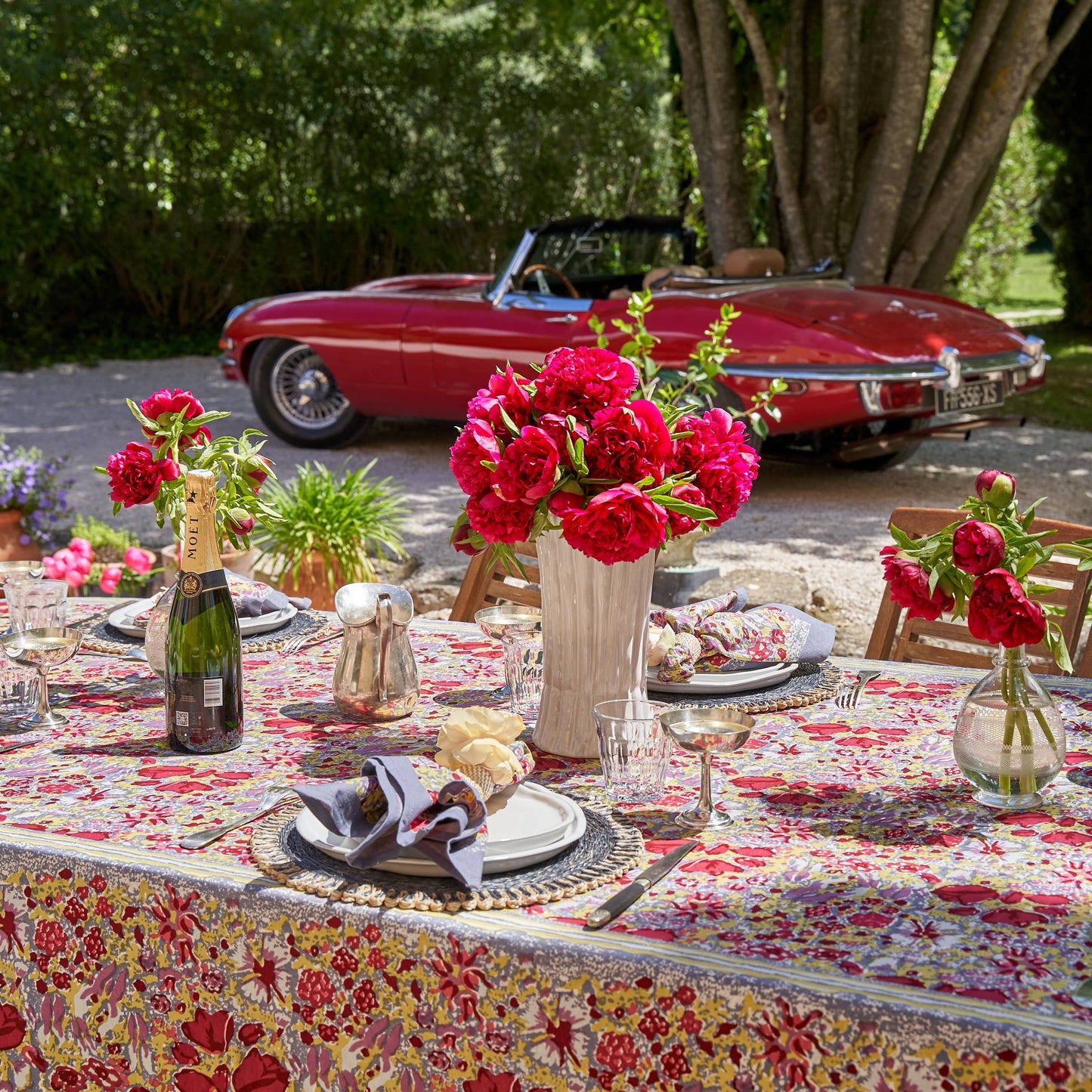 Jardin Red & Grey | French Tablecloths