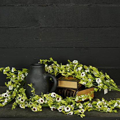Cream Mountain Daisy Blossoms-5ft Garland-Spring Flo