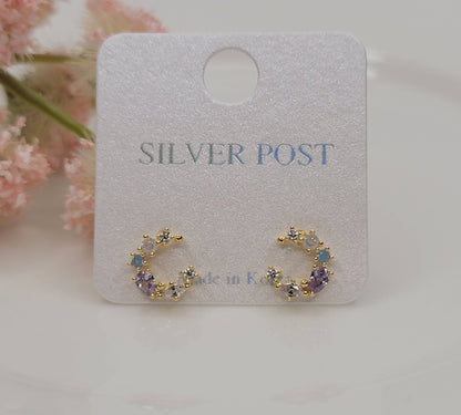 MINI CZ POST EARRINGS.