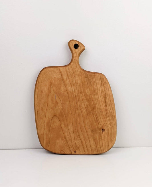 Tabla de embutidos de madera con asa - Redondeada