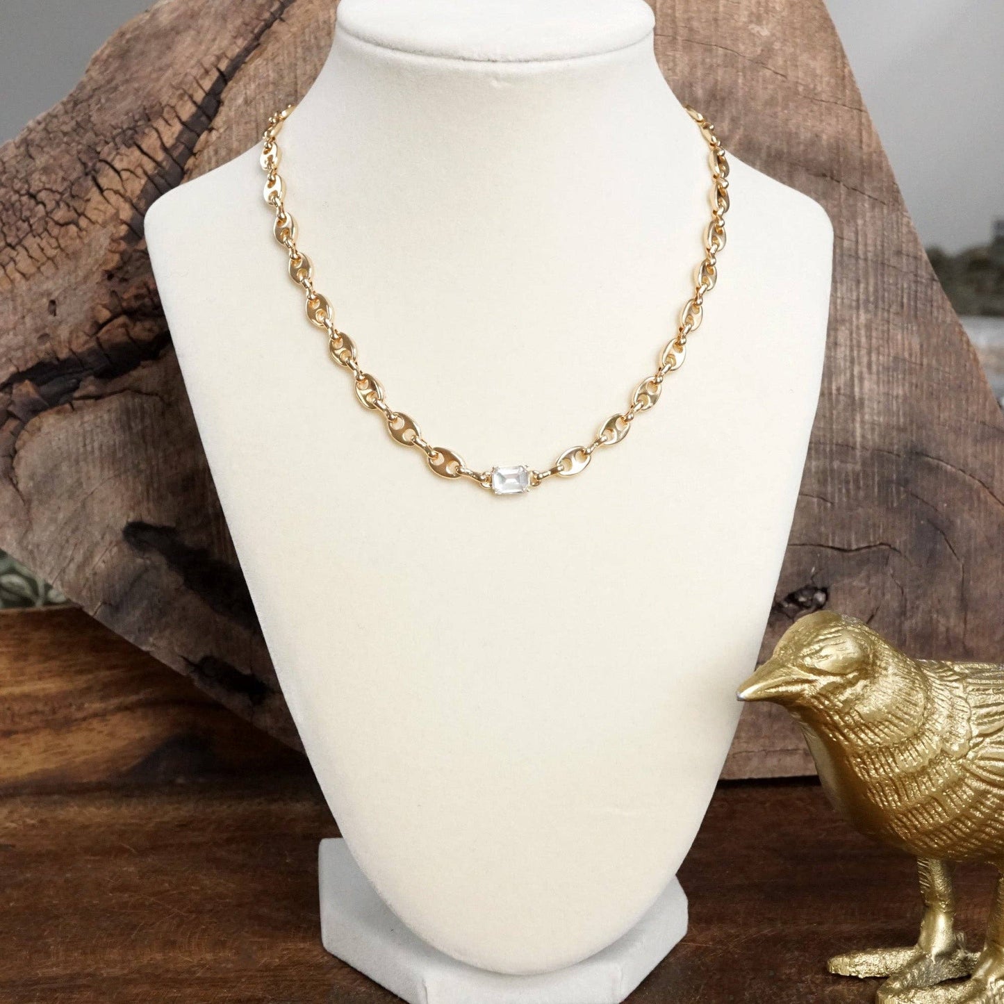 PennyLine inc - Short Anchor Chain Necklace with Emerald-Cut Crystal – Gold or Silver