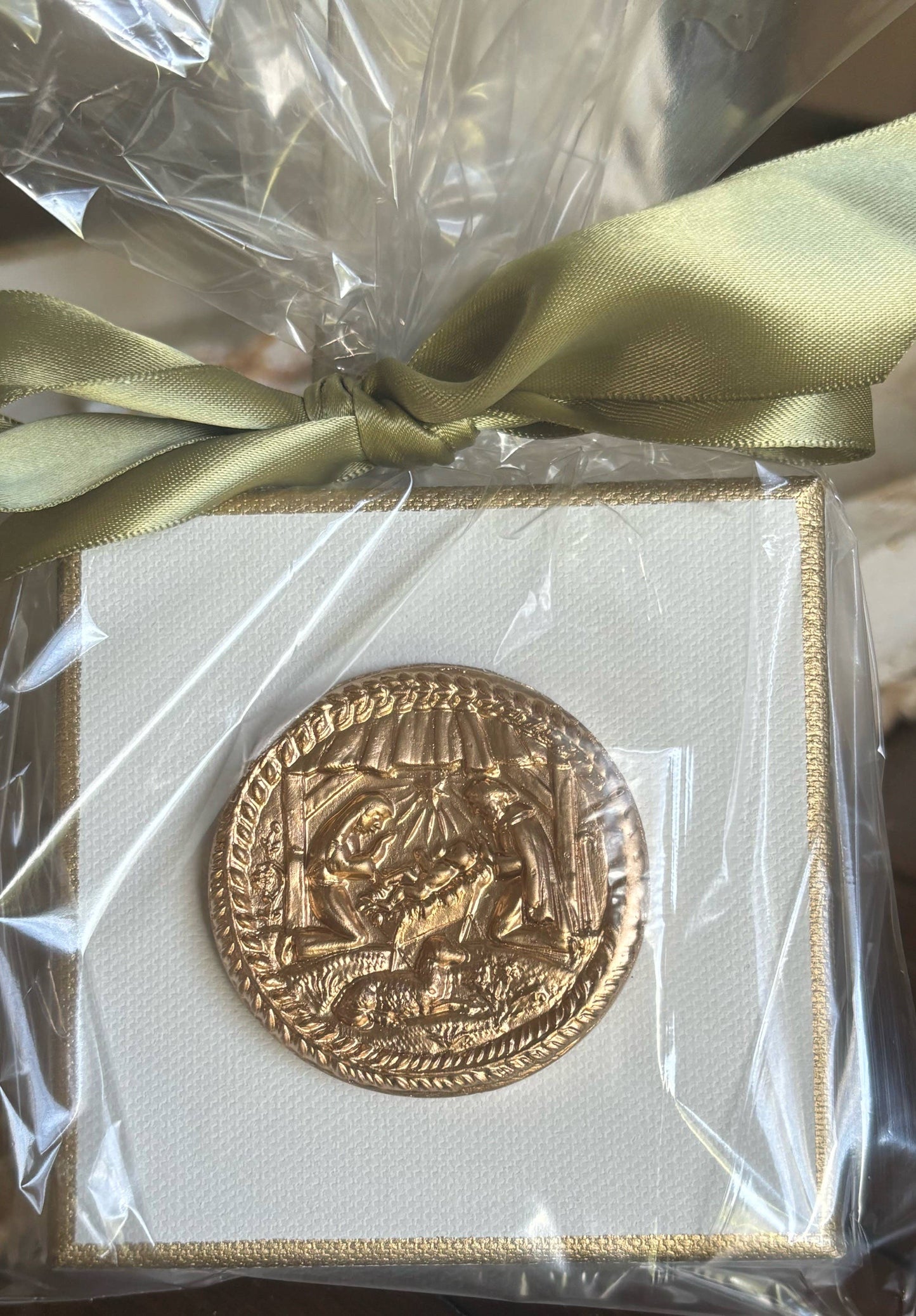 Rouge 225 - Cuadro de lienzo de la Natividad con hoja de oro cepillada a mano