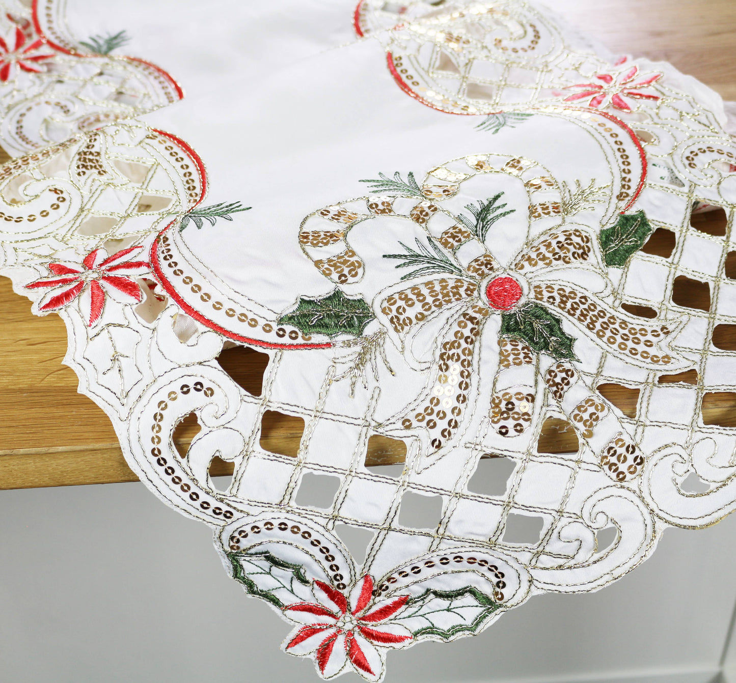 Holly Bow Christmas Design Ivory Table Runner