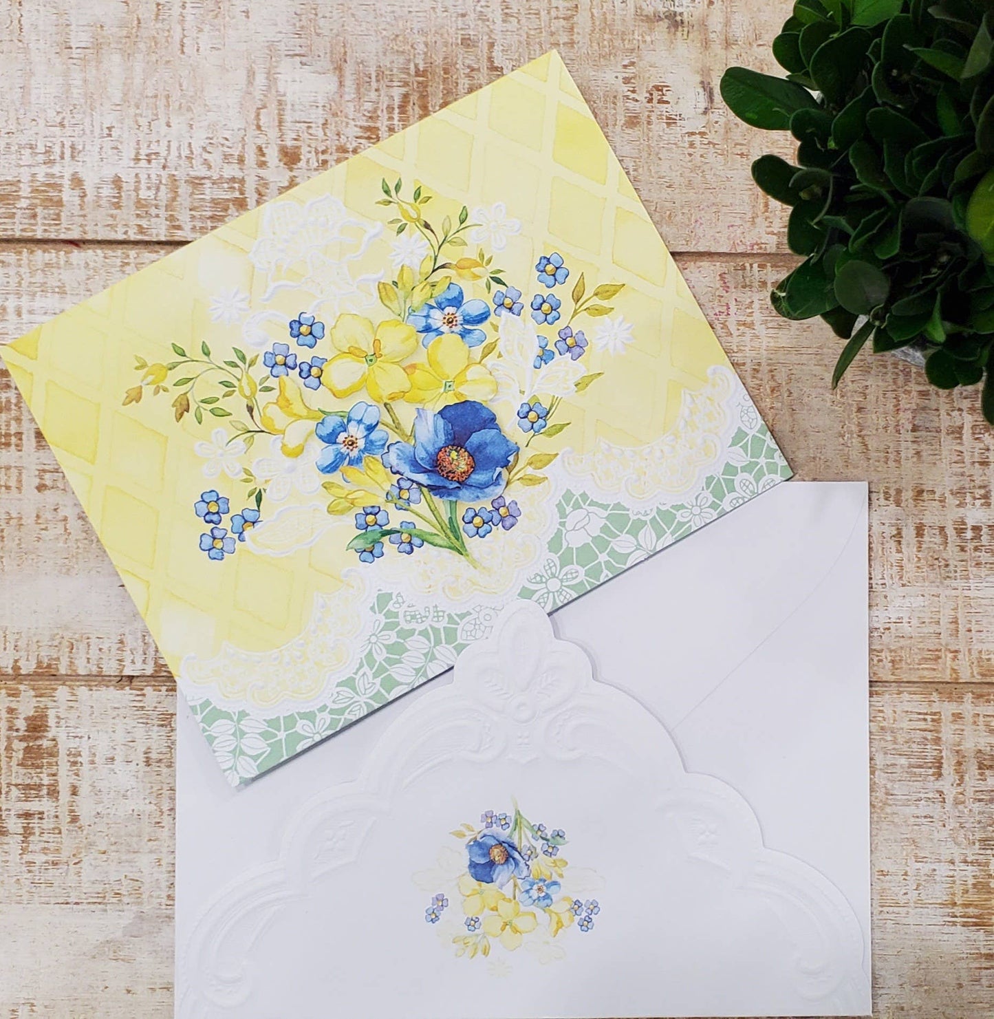 Sunny Bouquet Embossed Die-cut Boxed Portfolio Note Card