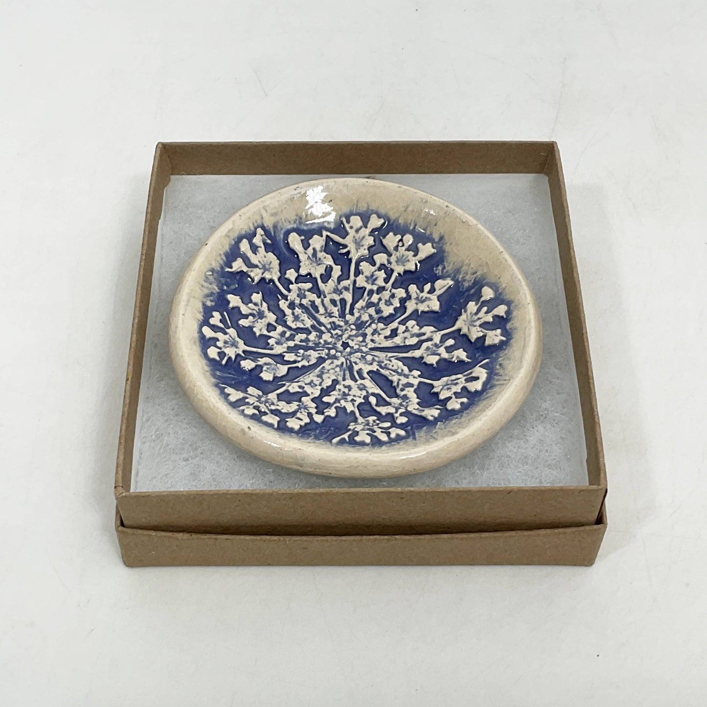 Pottery Dish Bowl - Queen Anne Snowflake
