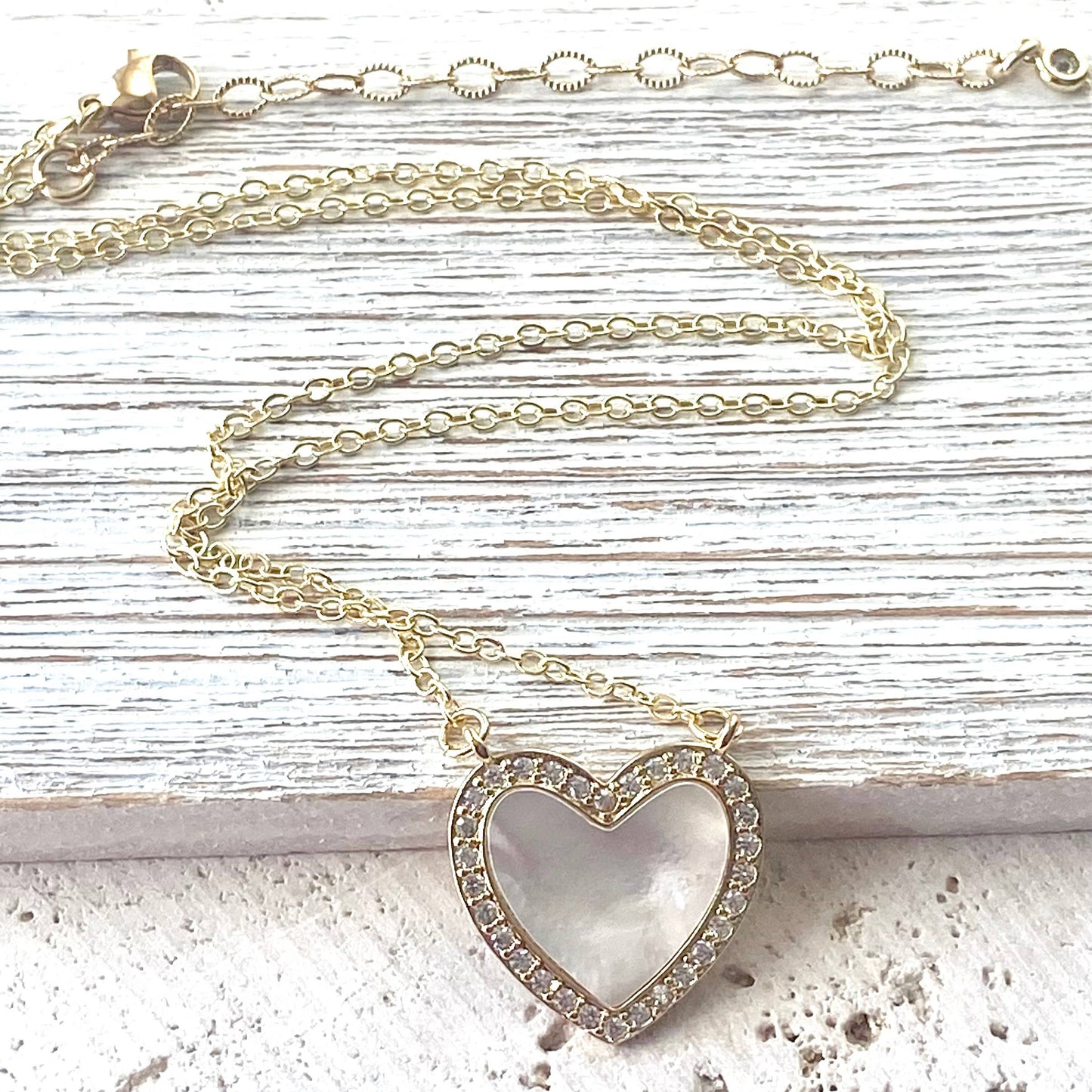 Pearl heart shell Necklace