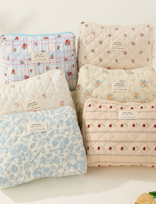 Midi Floral Print Quilted Cosmetic Bag DPB0118