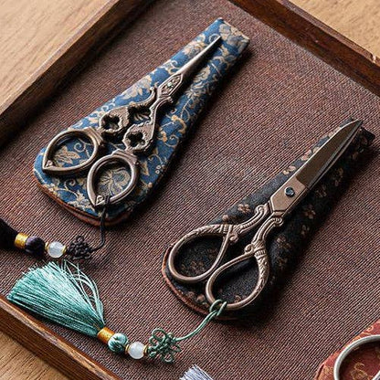 Vagabond Vintage - Vintage Style Embroidery Scissors with Random Brocade Sheath