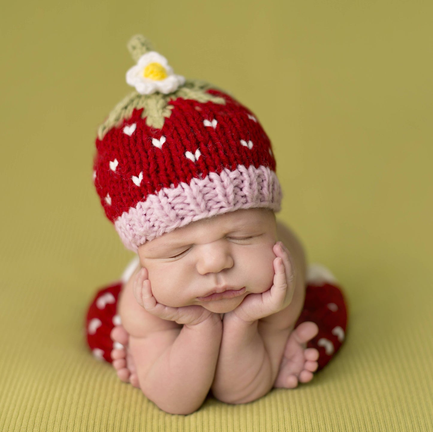 Newborn Set Strawberry Hat & Pant Baby Outfit Gift