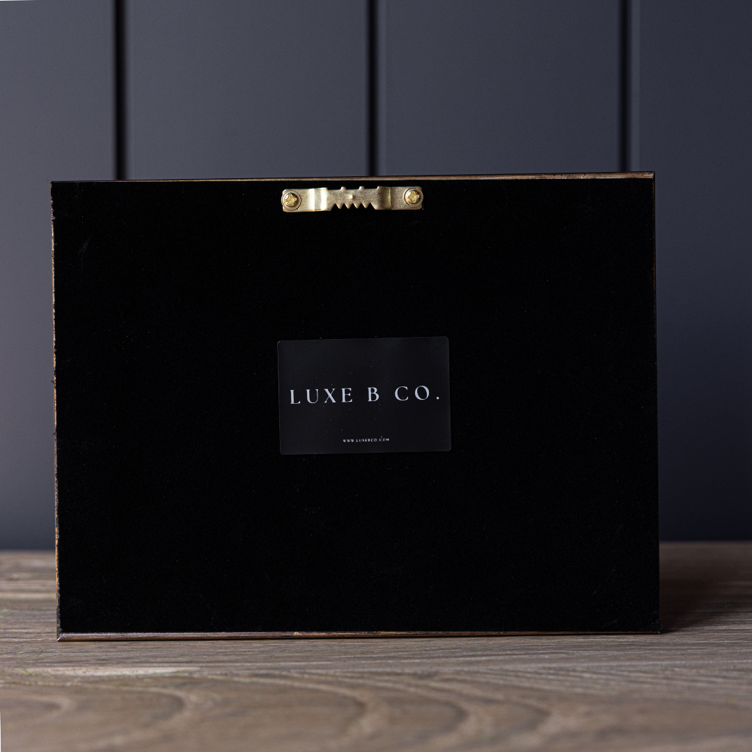 Aceitunas Vintage | Arte enmarcado en latón francés con molde dorado