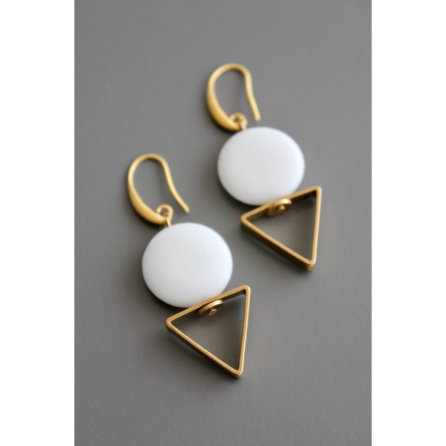 Geometric white agate hoop earrings