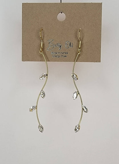 VINE SHAPE DANGLE EARRINGS