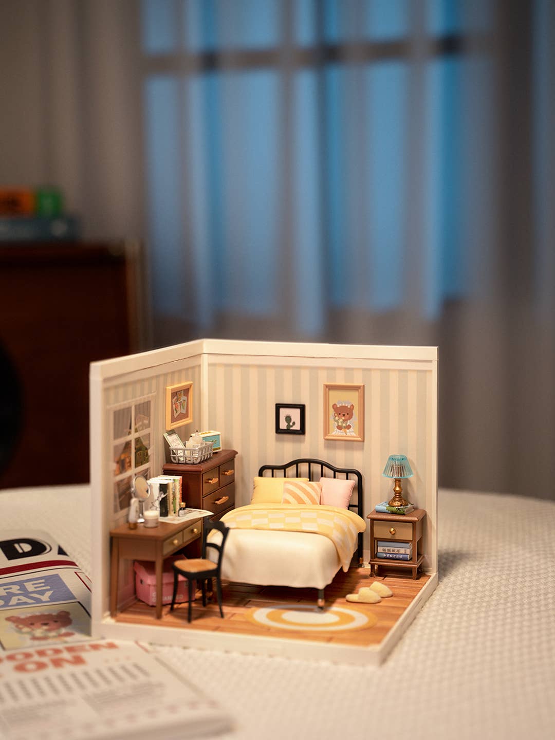 Hands Craft - DIY Miniature House Kit: Cozy Living Lounge