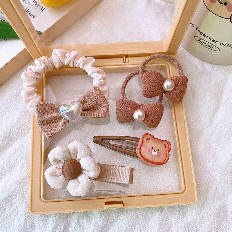 5-Piece Cute Hair Accessories Gift Set for Girls: 1-Boxed Girl Hair Clip Set (5pcs)