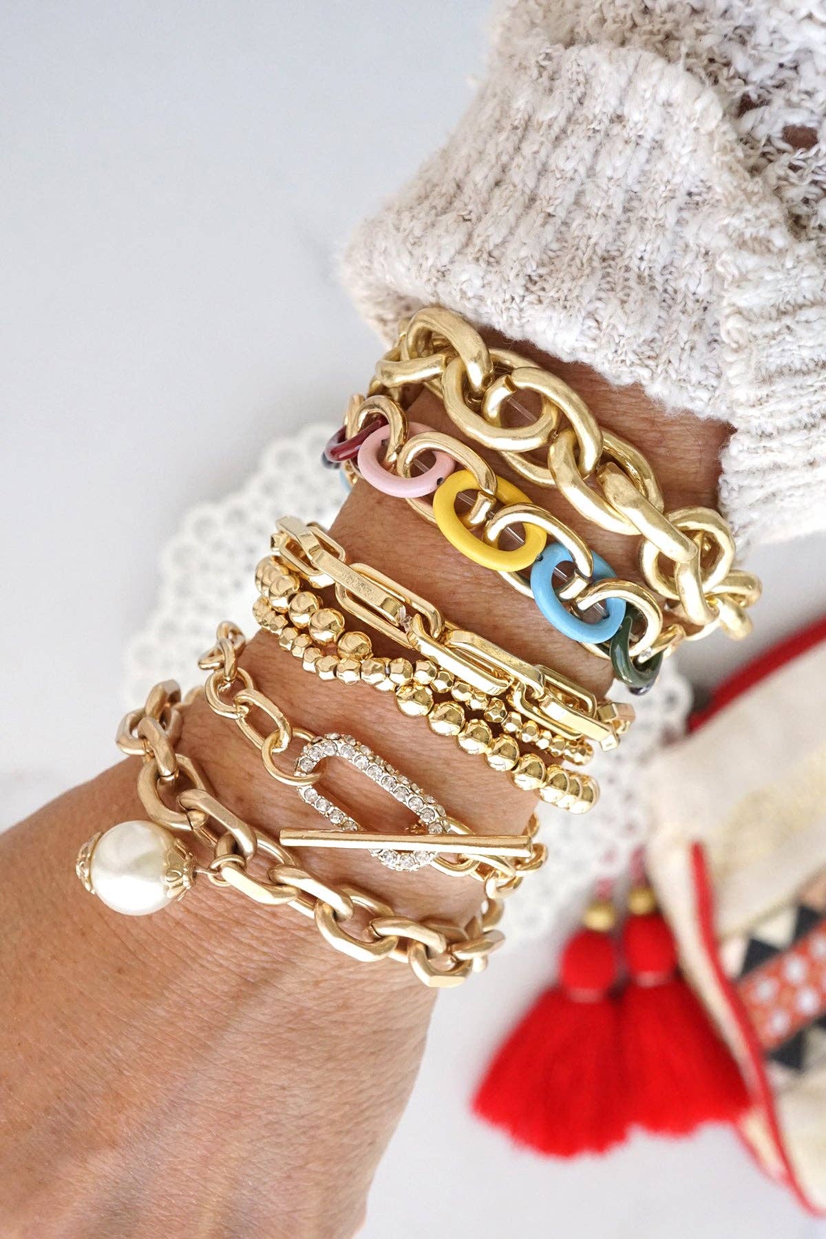 Pulsera de cadena en tono dorado con cierre de palanca pavé