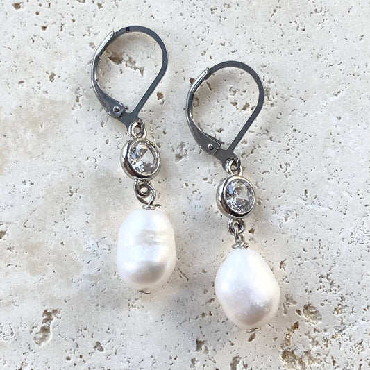 Fresh water pearl earrings boutique salon ocean coastal