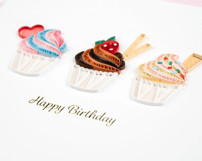 Trío de Cupcakes de Cumpleaños de QuillingCard