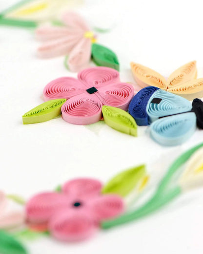 Corona de flores con forma de corazón de QuillingCard