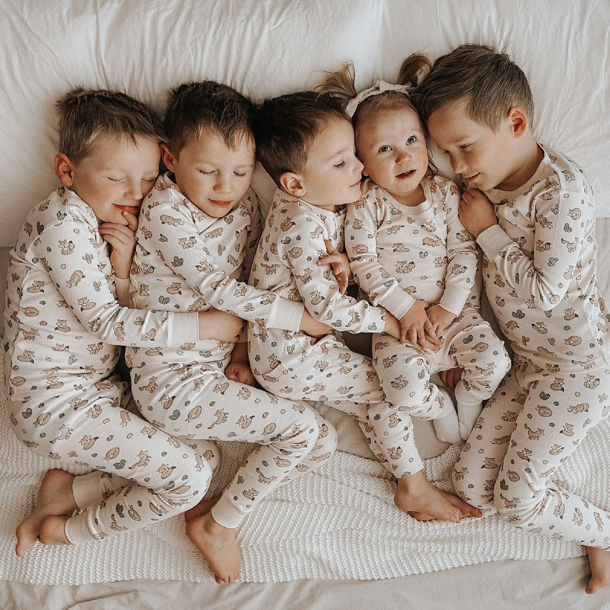 Little Fox Organic Cotton Long Sleeve Pajama Set, view 2