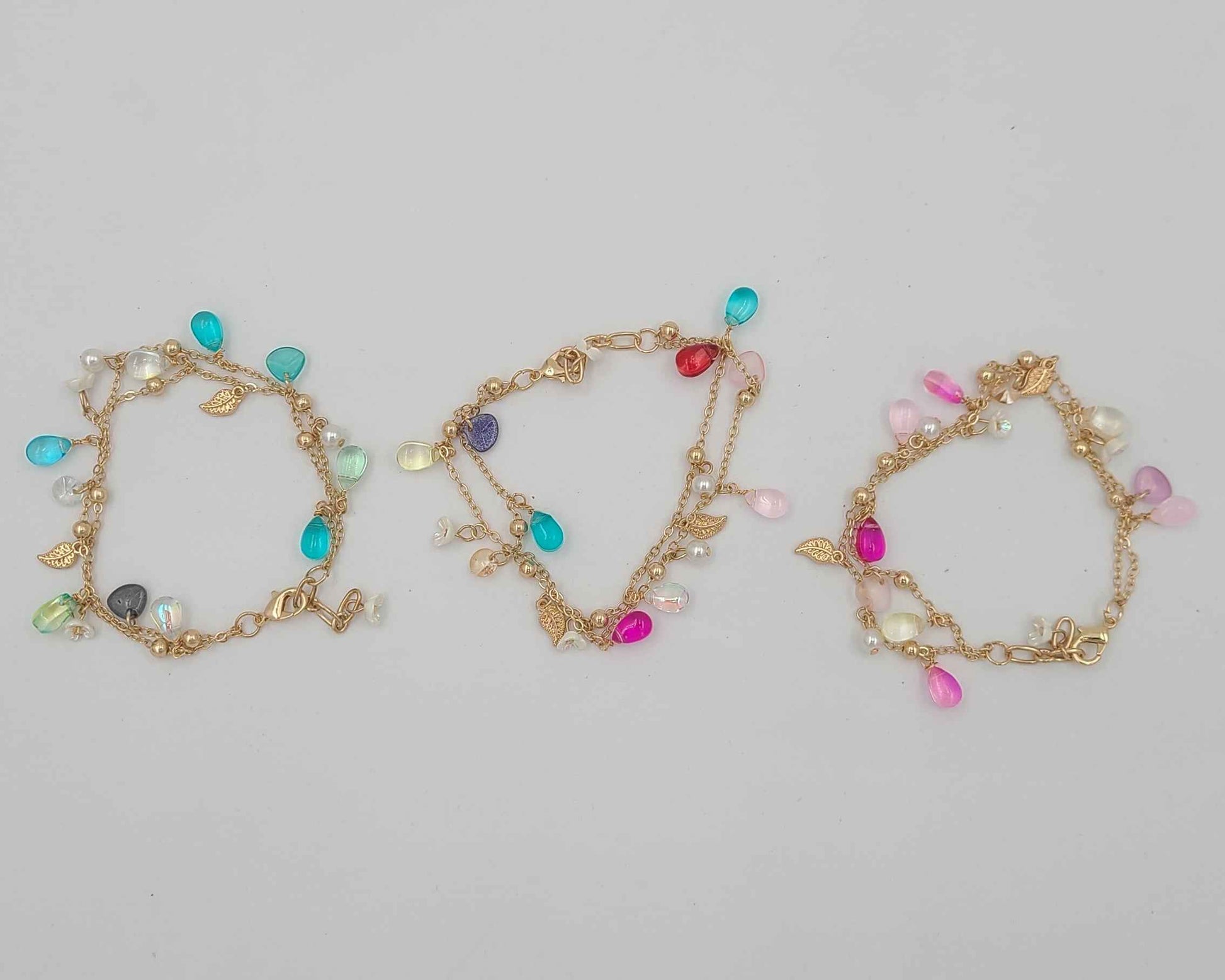 Dainty Glass Bead Bracelet