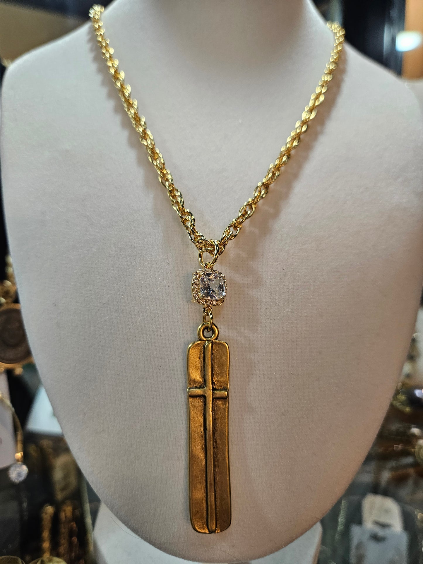 17" Gold Plated Chain Necklace with Crystal and Antique Gold Pendant